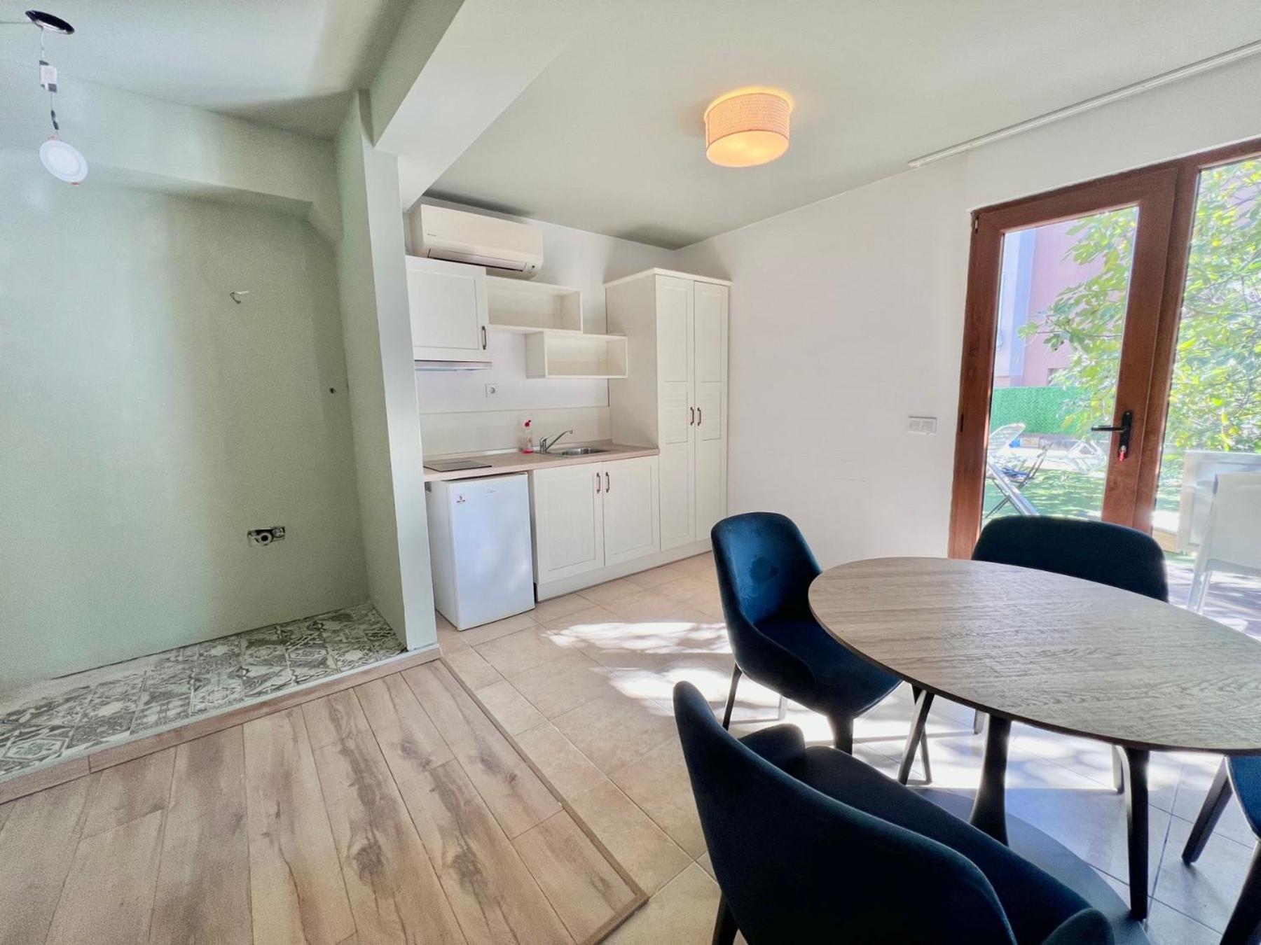 Kiara Apartments Святые Константин и Елена Экстерьер фото